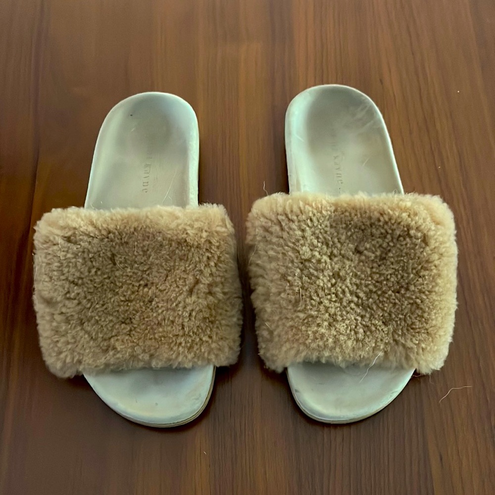 Jenni Kayne Shearling Slide Sandal - Natural - 38